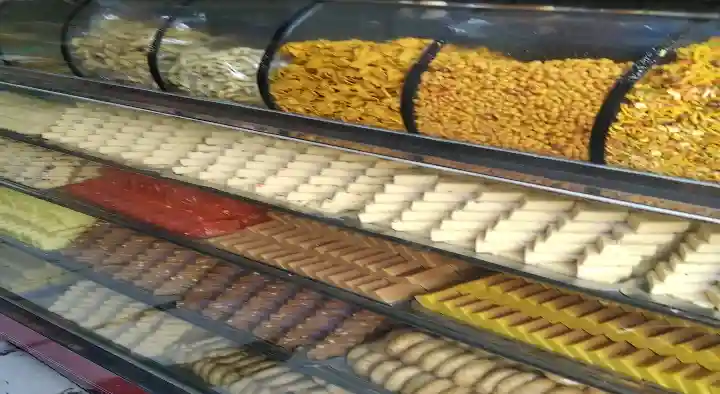 Sweets And Bakeries in Chennai (Madras) : Sri Venkateshwara Sweets and Bakery in Sarojini Nagar