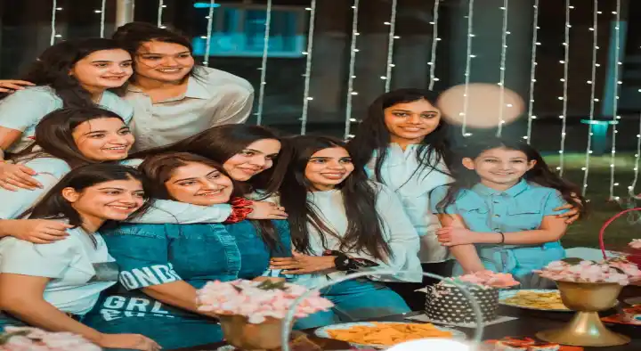 Paul Digital Studio in Gandhi Road, Indore