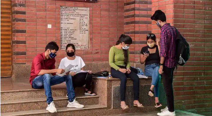 Imperial Degree College in Madhavan Road, Kannur