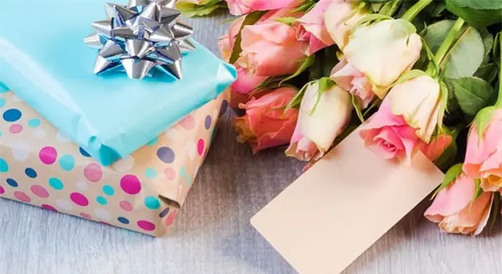 Kevins Gift and Flower in Thavakkara, Kannur