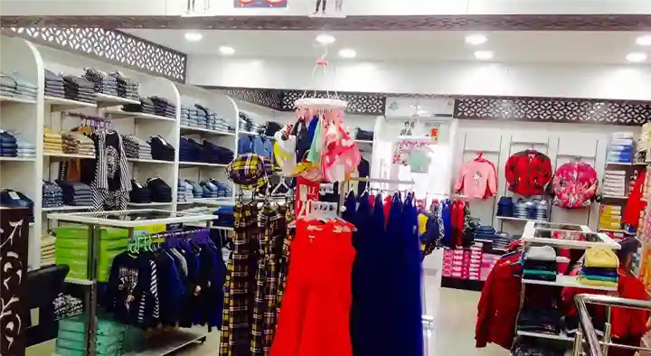 Garment Shops in Kollam  : Suchee Garments in Vivek Nagar