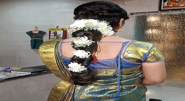 Beauty Parlour in Madurai : Lovely Ladies Beauty Parlour in Anna Nagar