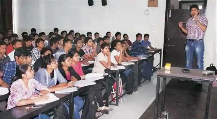 Mentor Academy Center in Koodal Nagar, Madurai