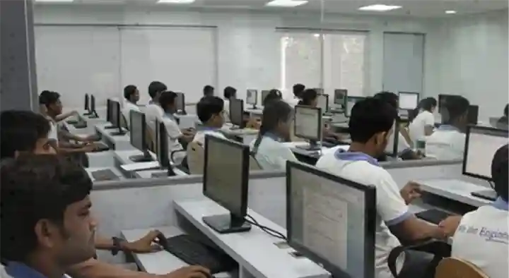 Computer Institutions in Mahabubnagar  : Ramu Computer Training Centre in Venkateshwara Colony