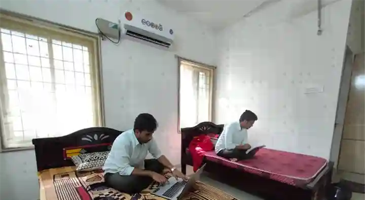 Hostels in Mahabubnagar  : Sri Rama Boys Hostels in Vinayak Nagar