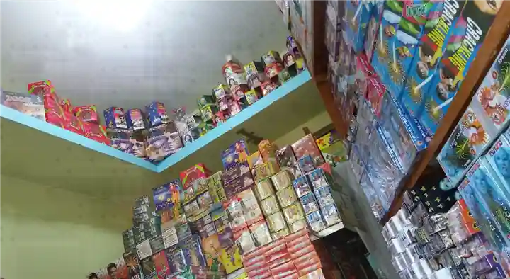 Crackers And Fireworks Dealers in Nagapattinam  : Vasantham Cracker Store in Velippalayam