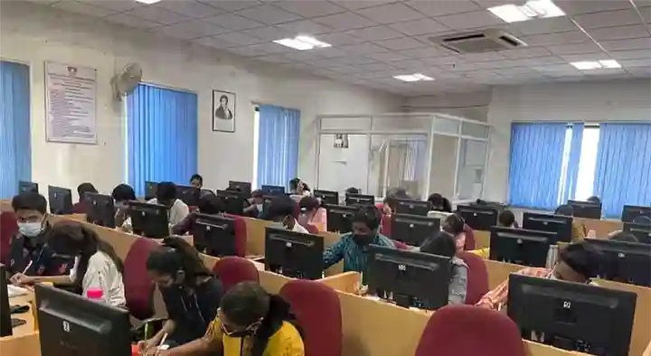 Computer Institutions in Nalgonda  : United Institute Of Computer Technology in Nilagiri Colony