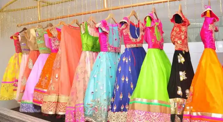 Vijayas Designers in Gandhipuram, Rajahmundry