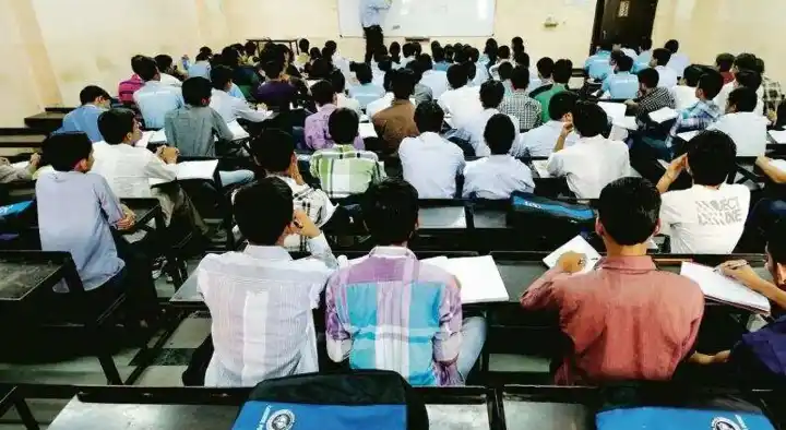 Coaching Centres in Rajahmundry (Rajamahendravaram) : Swayam Krushi Study Center in Danavai Peta