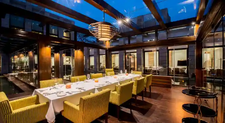 Udupi Akshaya Veg Restaurant in Tyagaraja Nagar, Rajahmundry