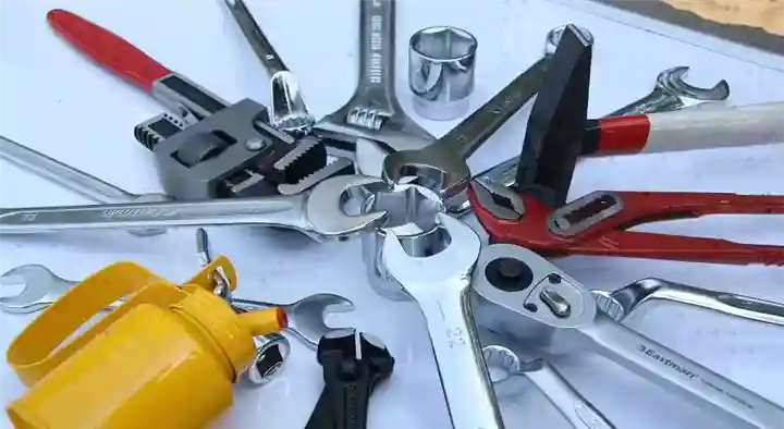 Hand Tools in Ramagundam  : Madhuri Industrial Tools in Lakshmi Nagar