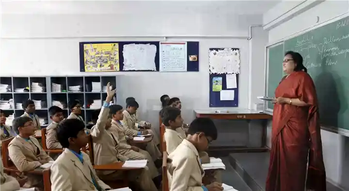 Schools in Salem  : Sona Valliappa Public School in Devendrapuram
