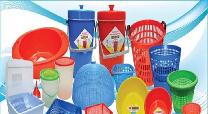 Paper And Plastic Products Dealers in Thrissur  : Vijay Plastic Traders in Nehru Nagar