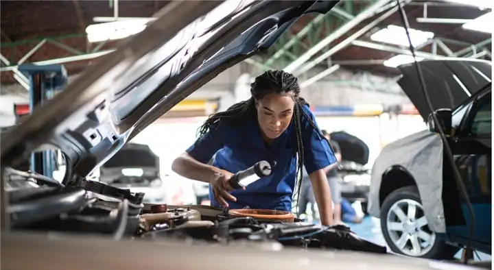 Padamavathi Automobile Works in Amala Nagar, Thrissur