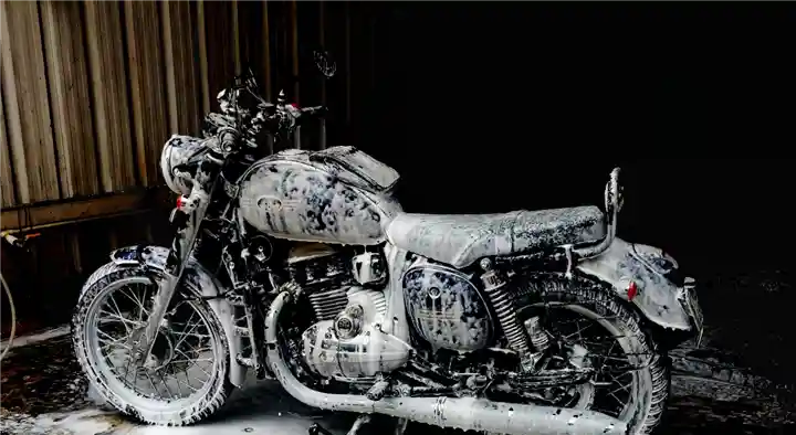 Classic Car and Bike Foam Wash in Viswas Nagar, Tiruchirappalli