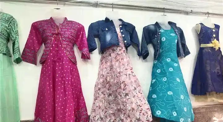 Garment Shops in Tirunelveli  : Rainbow Garments in Vasanth Nagar
