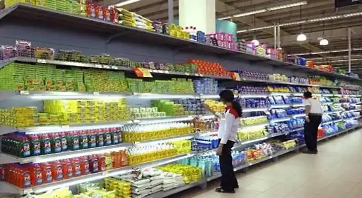 Super Markets in Tirupati  : Praveena Supermarket in Renigunta Road