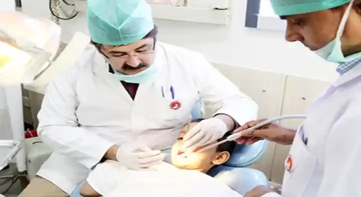 Vinuthna Speciality Dental Hospital in Royal Nagar, Tirupati