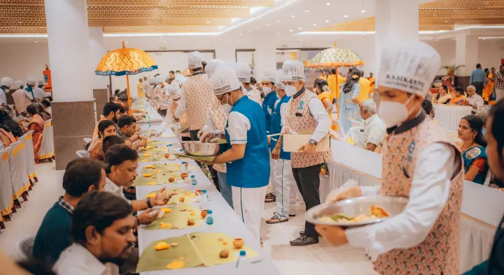 Caterers in Visakhapatnam (Vizag) : Guntur Vari Kanakamahalakshmi Catering in Maddilapalem