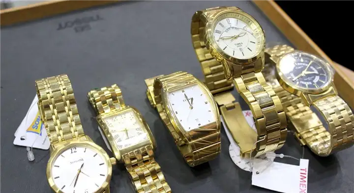 Neon Foot and Fashion in Dabagardens, Visakhapatnam