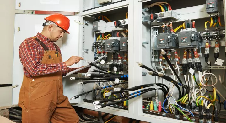 Electricians in Warangal  : Praveen Electrical Works in DTDC Head Office
