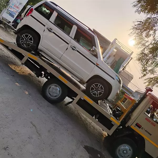 slv towing services maruthi puram in anantapur - Photo No.29