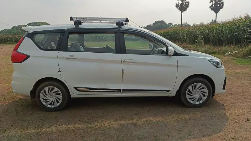 pallavi travels main road in annavaram - Photo No.11