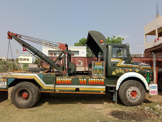 venu recovery towing and crane services palwancha in bhadradri kothagudem - Photo No.1