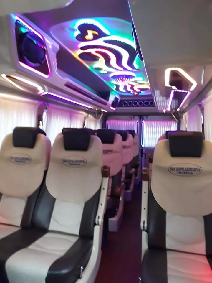 as innova and tempo traveler nagaralu in guntur - Photo No.11