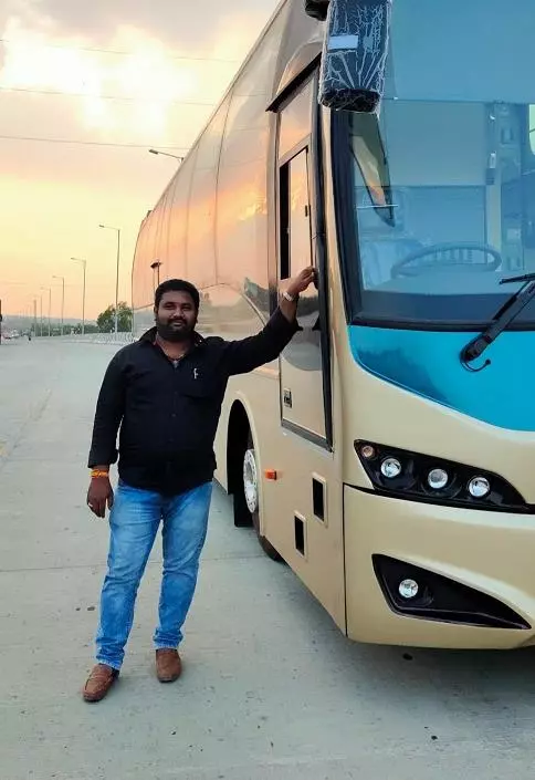 v2 travels main road guntur - Photo No.11