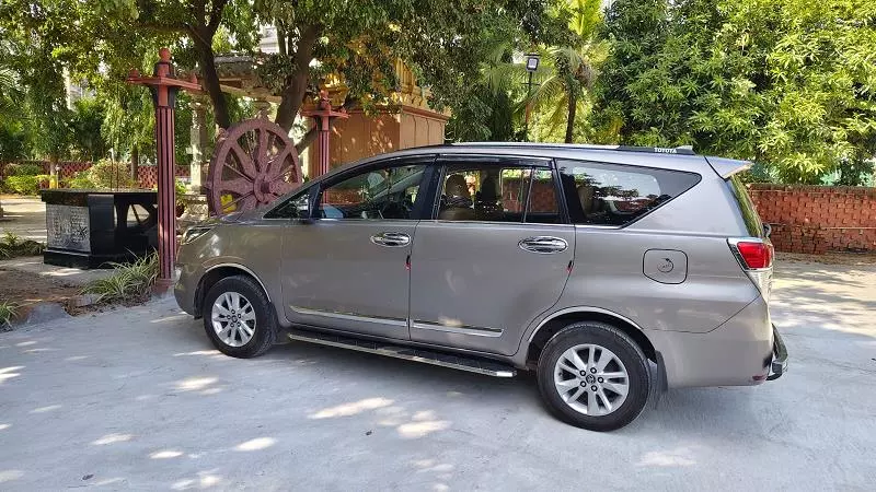 v2 travels main road guntur - Photo No.10