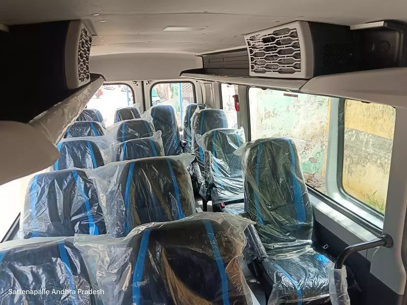 roshini car travels sattenapalle in guntur - Photo No.6