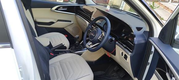 chennamsetty sri venkateswara car travels guntur - Photo No.4