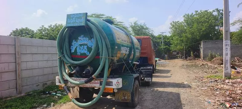hanuman septic tank cleaners stambalagaruvu in guntur - Photo No.0
