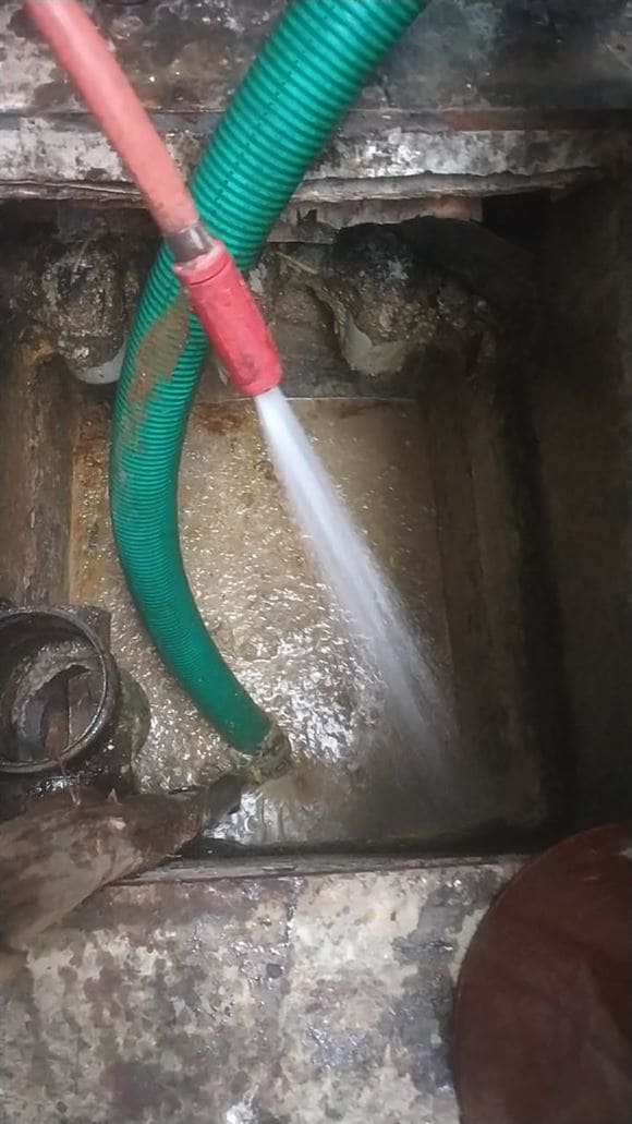 Photos Hyderabad 1132023071507 nenavath ramulu septic tank cleaning saidabad in hyderabad 29.jpeg