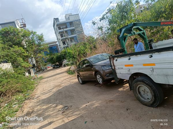 limra car towing services hafeezpet in hyderabad - Photo No.0