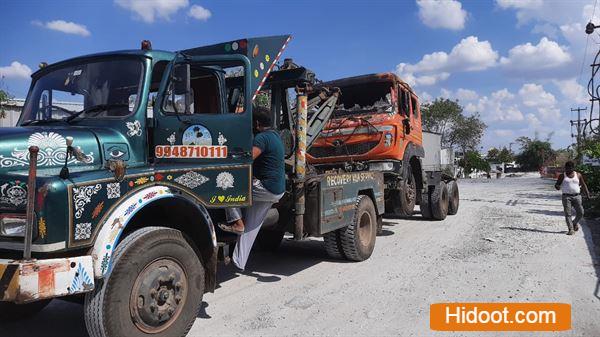 rudra vehicle recovery services towing services autonagar in hyderabad telangana - Photo No.2