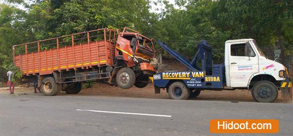 rudra vehicle recovery services towing services autonagar in hyderabad telangana - Photo No.1
