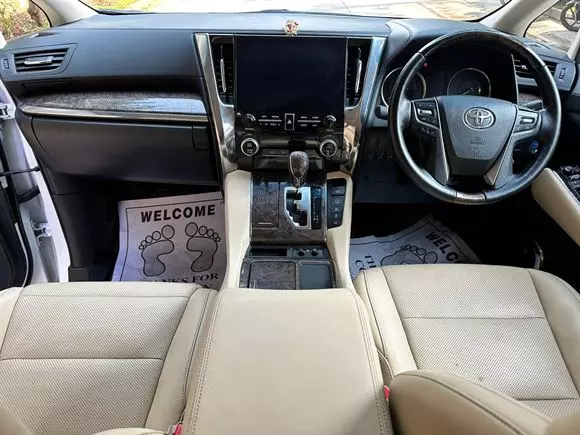 venkateshwara car travels gachibowli in hyderabad - Photo No.5