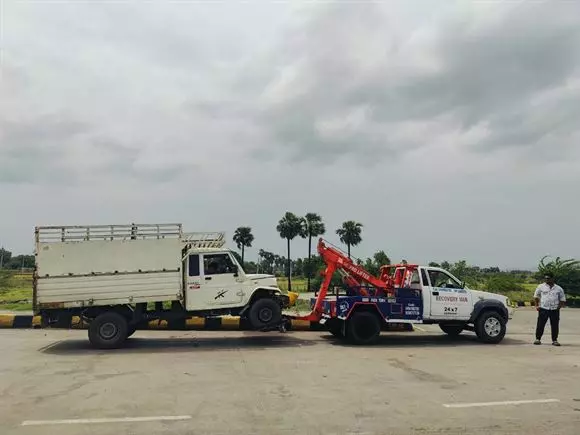 anaya towing service uppal in hyderabad - Photo No.11