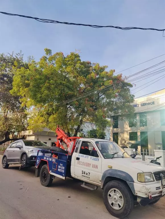 anaya towing service uppal in hyderabad - Photo No.0