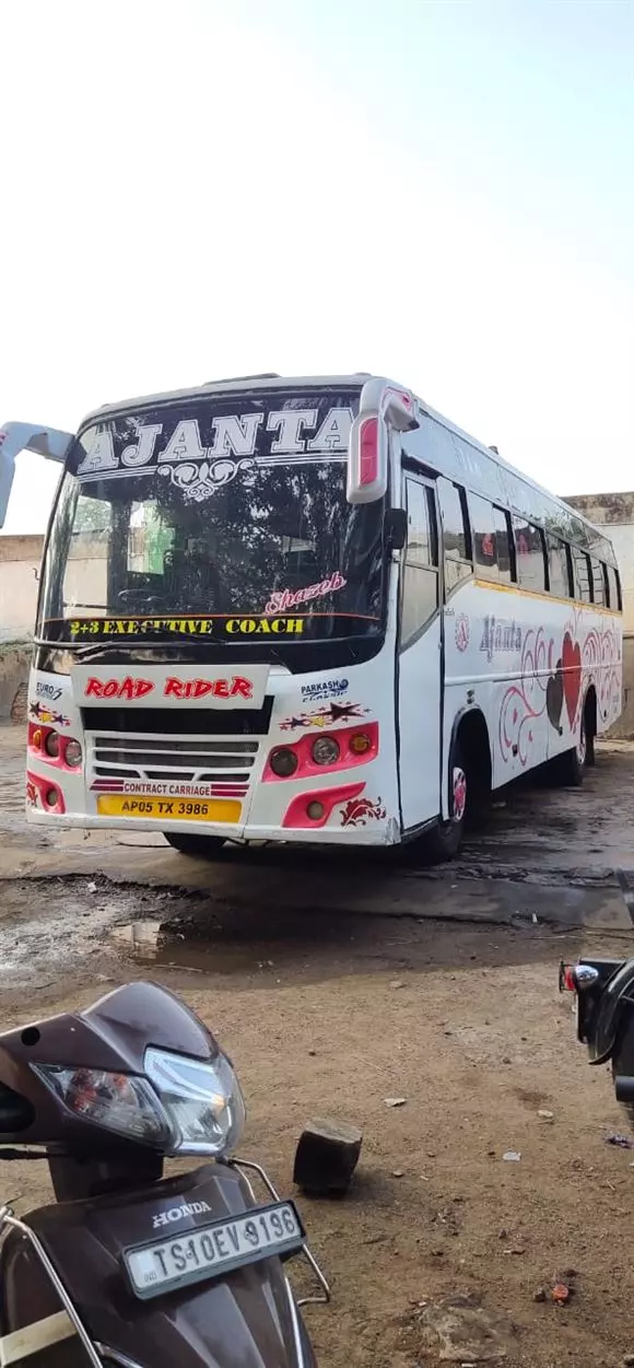 sri sai vigneshwara tours and travels malkajgiri in hyderabad - Photo No.7