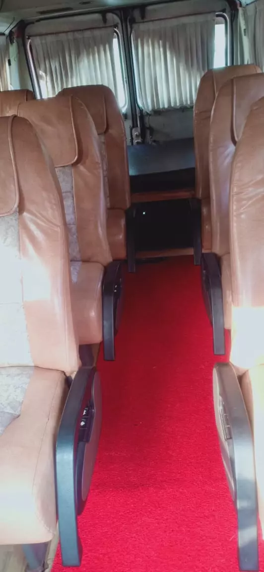 lucky travels bus stand in kavali - Photo No.4