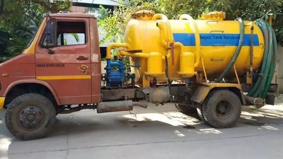 gabbar septic tank cleaning service near balaji nagar in nellore - Photo No.3