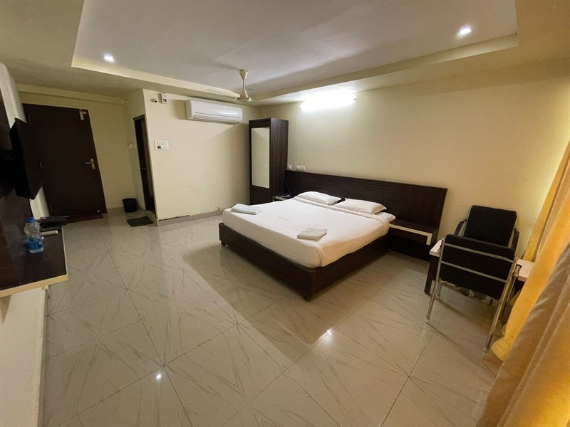 sunrise resorts papikondalu tours in rajahmundry - Photo No.1