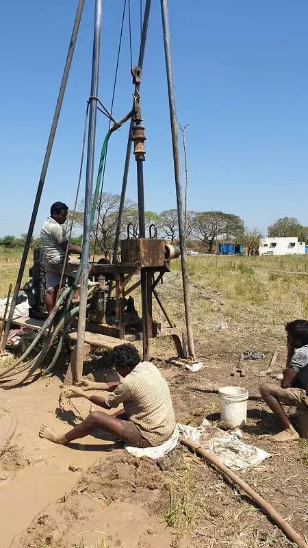 srikanth borewells and mini transport penamaluru in vijayawada - Photo No.0