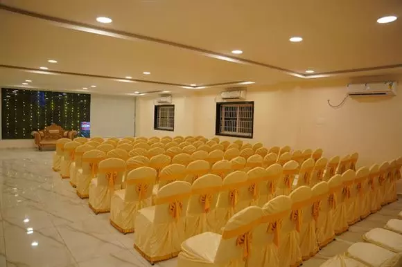 royal banquet hall a c ajith singh nagar in vijayawada - Photo No.0