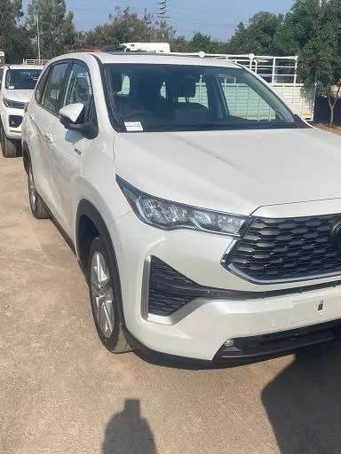 new car tours and travels near krishna lanka in vijayawada - Photo No.7