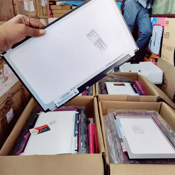 mm laptop service world eluru road in vijayawada - Photo No.14