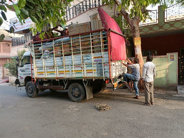 simhadri cargo packers and movers sri haripuram in visakhapatnam - Photo No.1